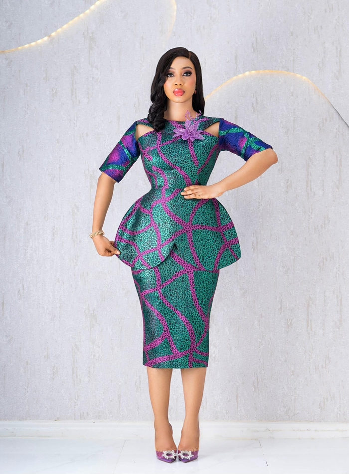 GREEN PATTERN PEPLUM DAMASK DRESS